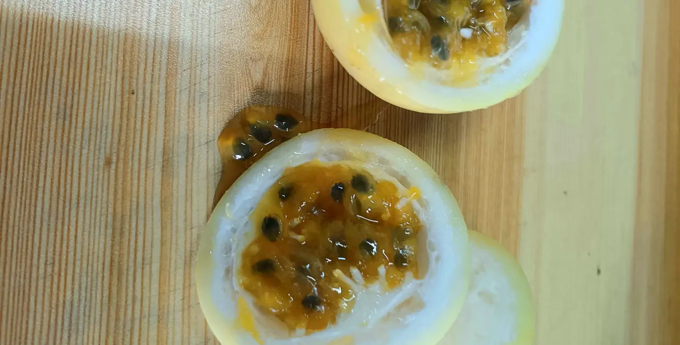 黄金百香果新鲜水果家庭实惠原箱装 果园现摘 坏果包赔